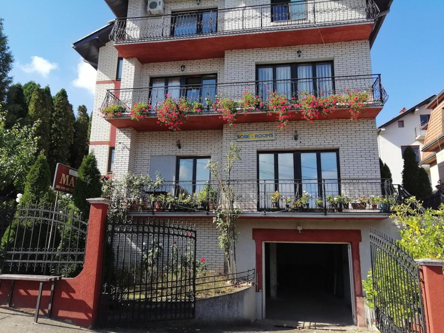 Smestaj - Sobe Marvel Ni Exteriér fotografie